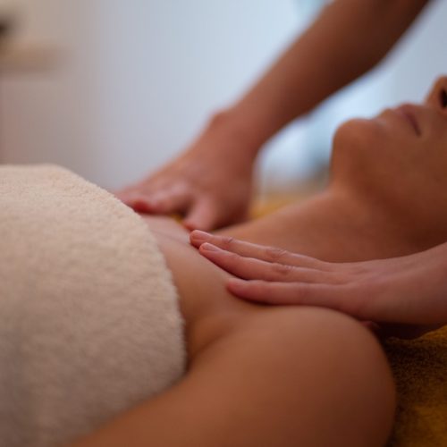 Massage crane et visage